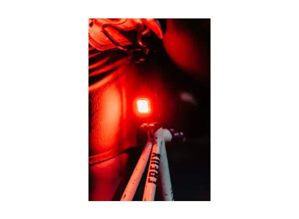 Knog Blinder Mini rear light Love