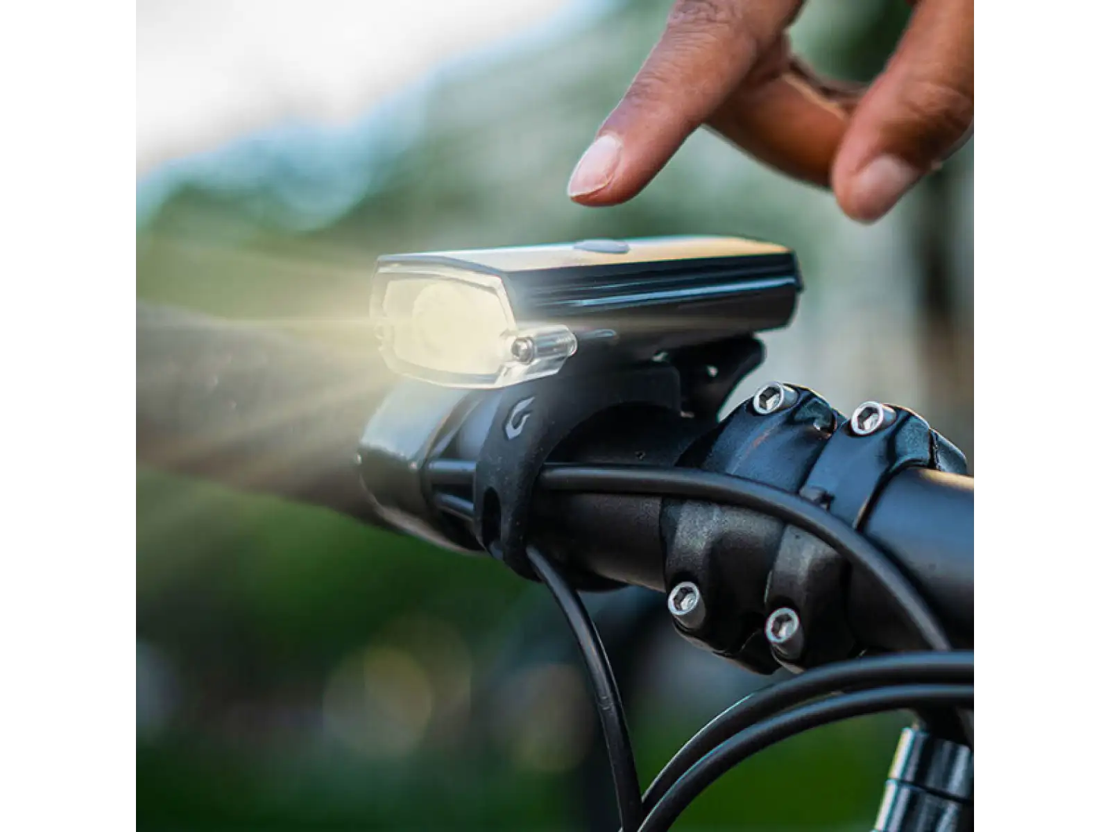 Blackburn Dayblazer 550 USB-C front light