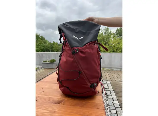 Salewa Puez women's backpack 32 l + 5 l Syrah/Black Out