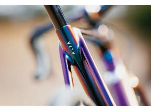 Allied Cycle Works Alfa Disc road frameset Harlequin Magenta to gold