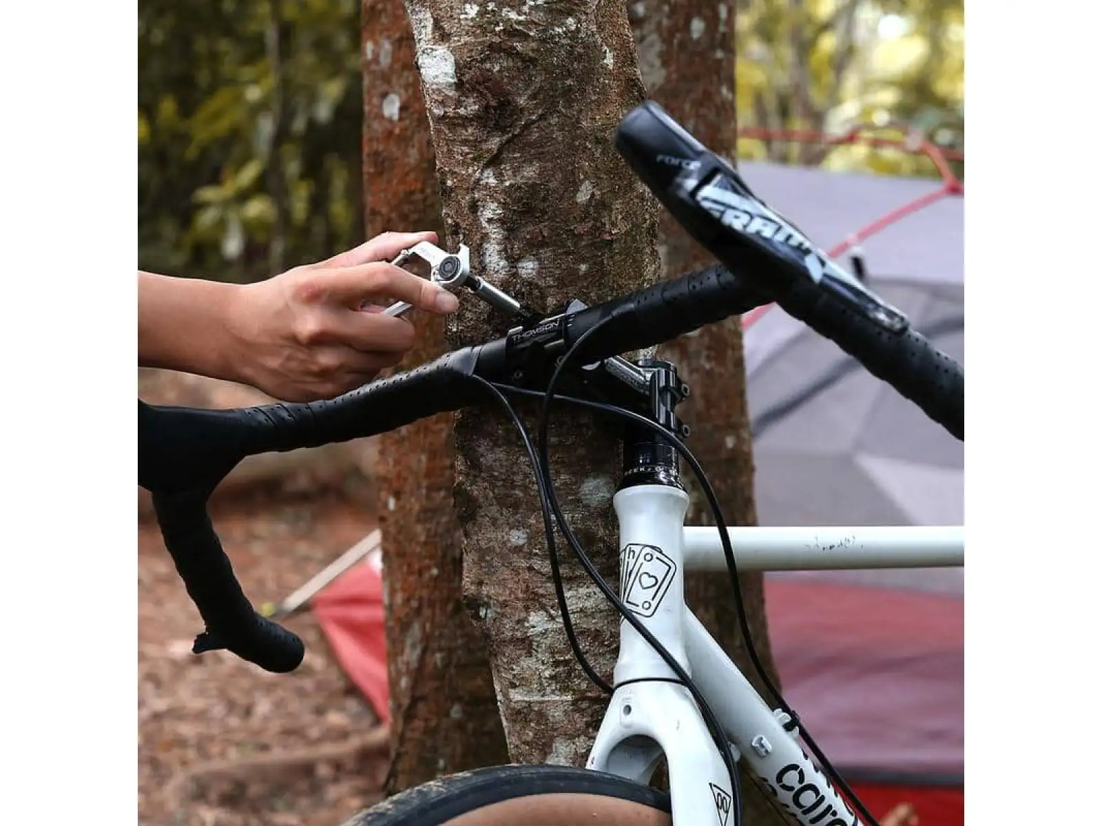 Woho WOKit 2.0 Bikepacking tools toolset Silver