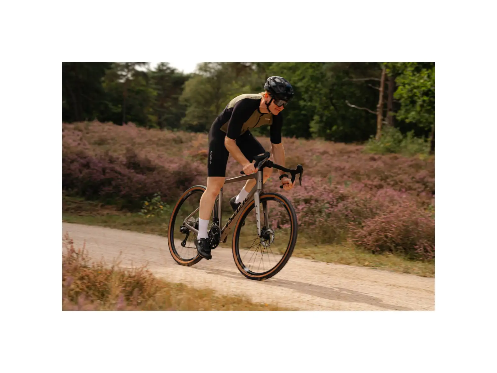Isaac Torus Xplore GRX825 Di2 2x12 gravel bike Blast Bronze