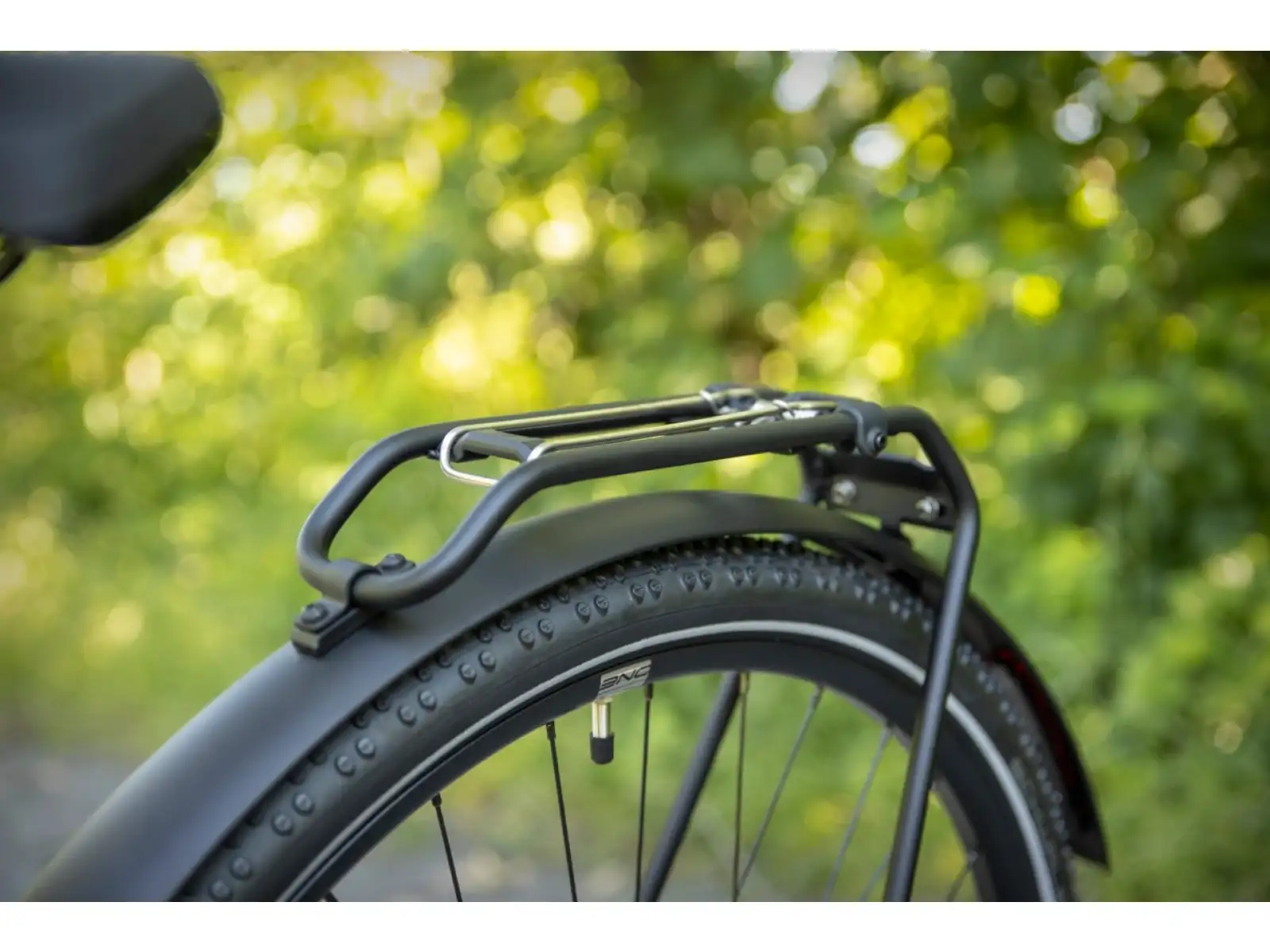 Superior eXR 6050 BL trekking e-bike Gloss Gray/Chrome Silver