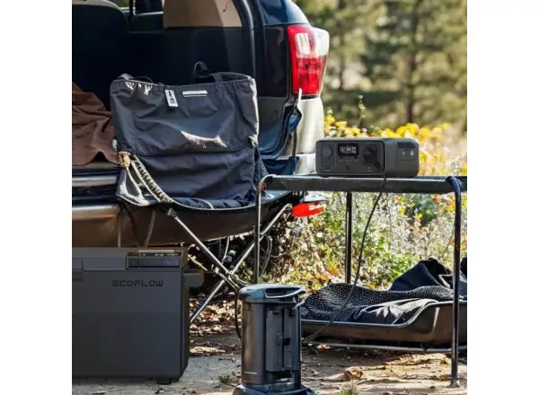 EcoFlow RIVER 3 Max charging station