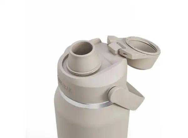 Fox x Camelbak Thrive Chug Vacuum Stainless bottle 1 l Beige