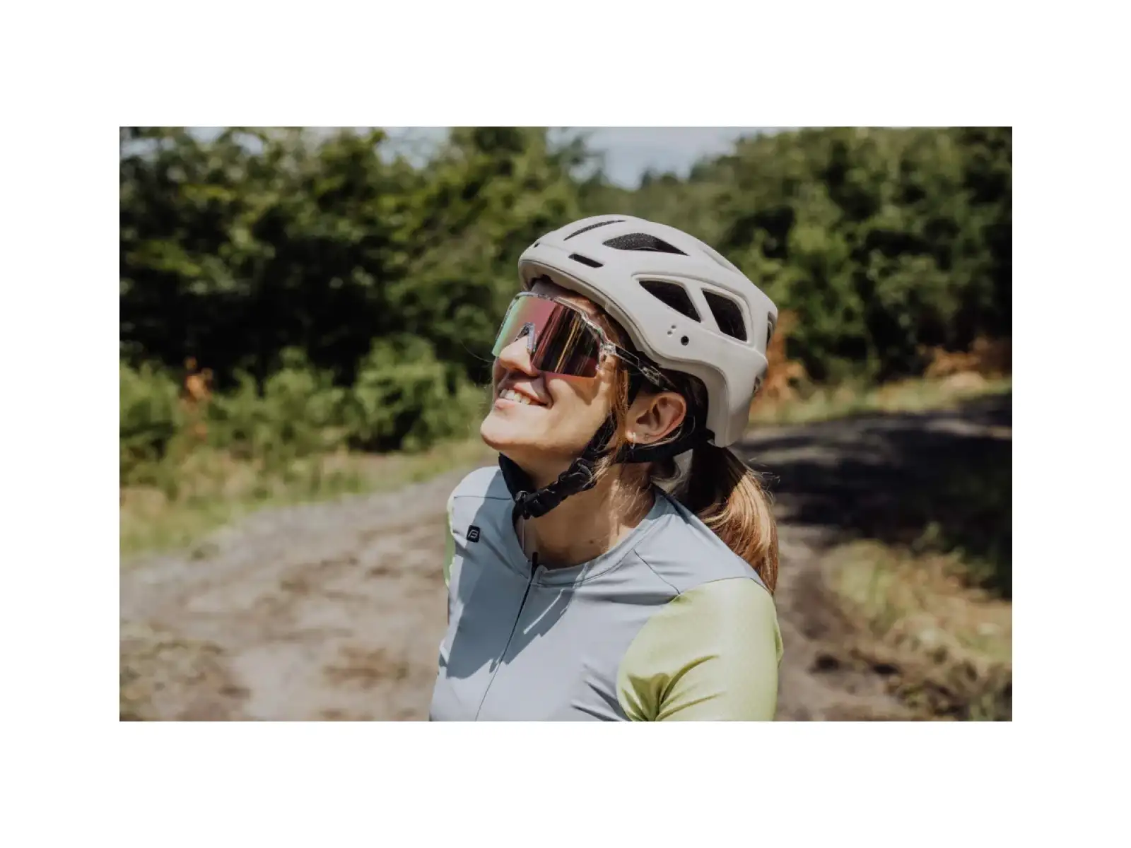 Force Strive cycling glasses transparent/purple-yellow lens