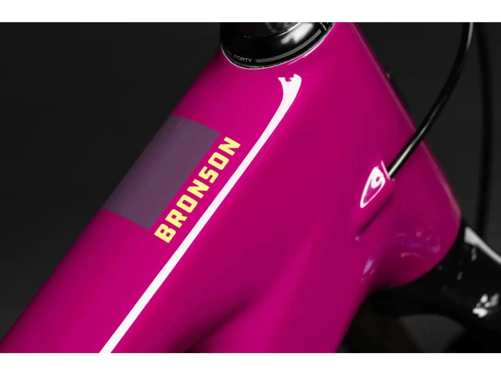 Santa Cruz Bronson 4.1 CC MX frame set with Rock Shox Super Deluxe Ultimate shock absorber