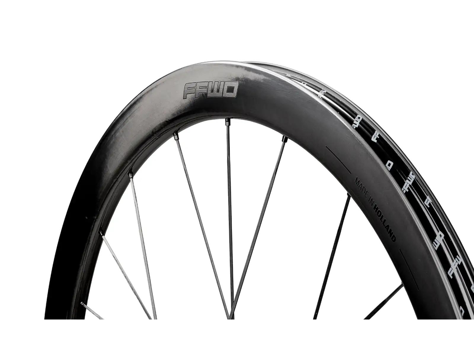 FFWD RAW CS 44 road wheelset Gloss Black