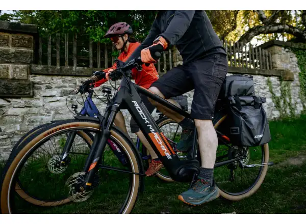 One Bikeparts RC.Bag 30 With Avs bag black