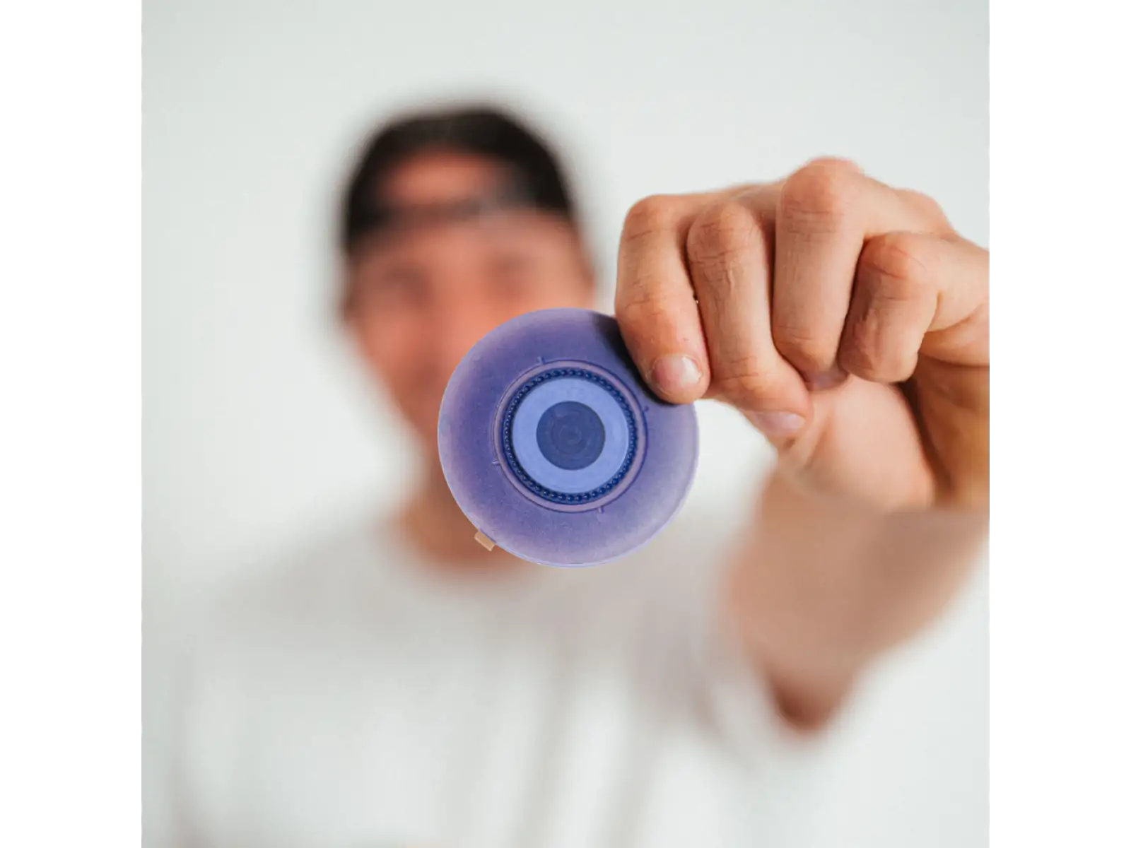 Fidlock Vacuum universal magnetic holder - sticker purple