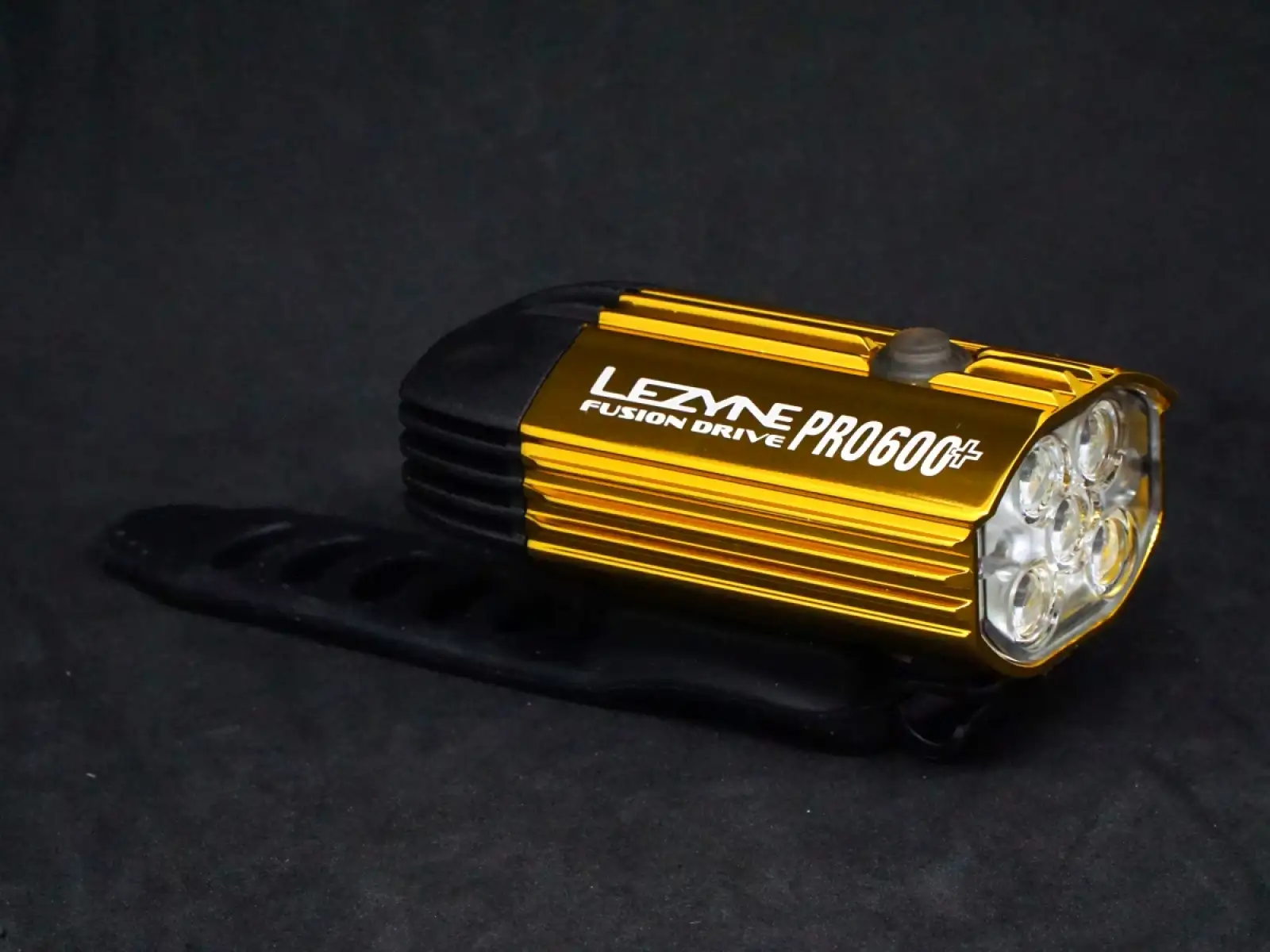 Lezyne Fusion Pro 600+ front light Gloss Gold