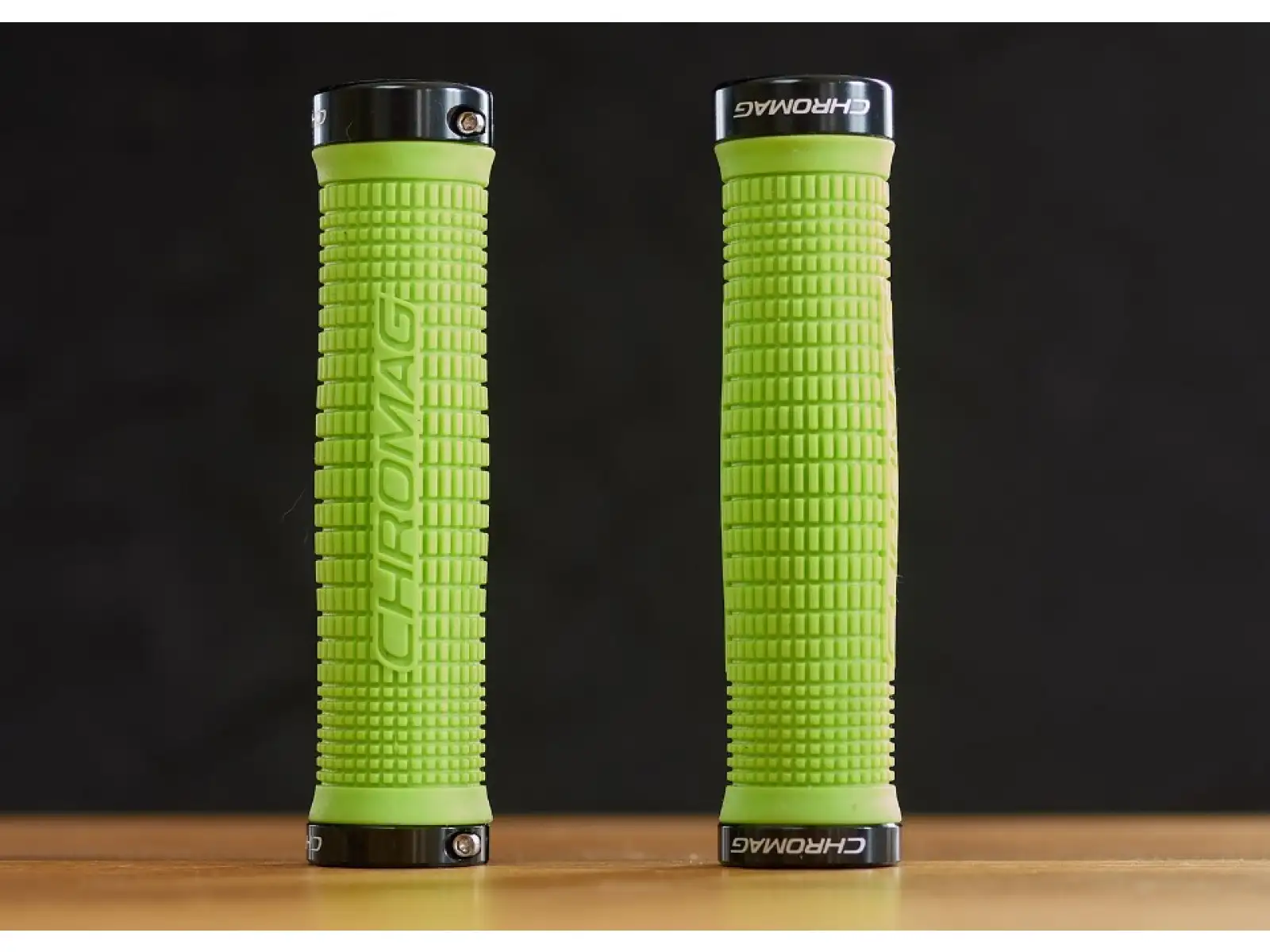 Chromag Squarewave grips green