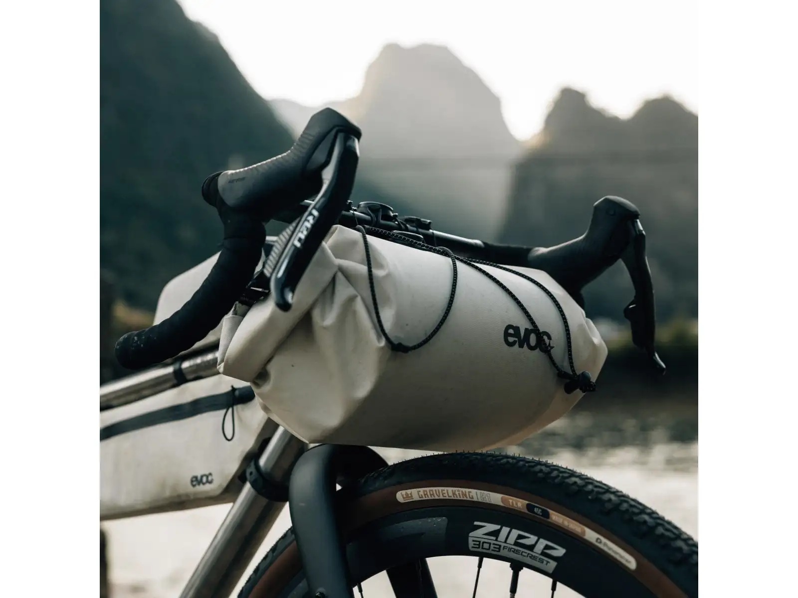 Evoc Handlebar Pack BOA WP 9 handlebar bag Black