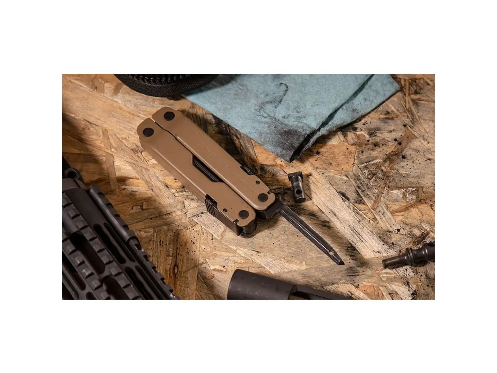 Leatherman Super Tool 300M multitool Coyote Tan