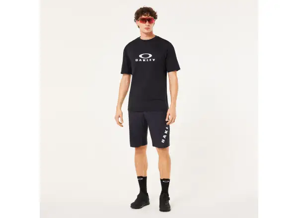 Oakley Free Ride Lined loose shorts Blackout