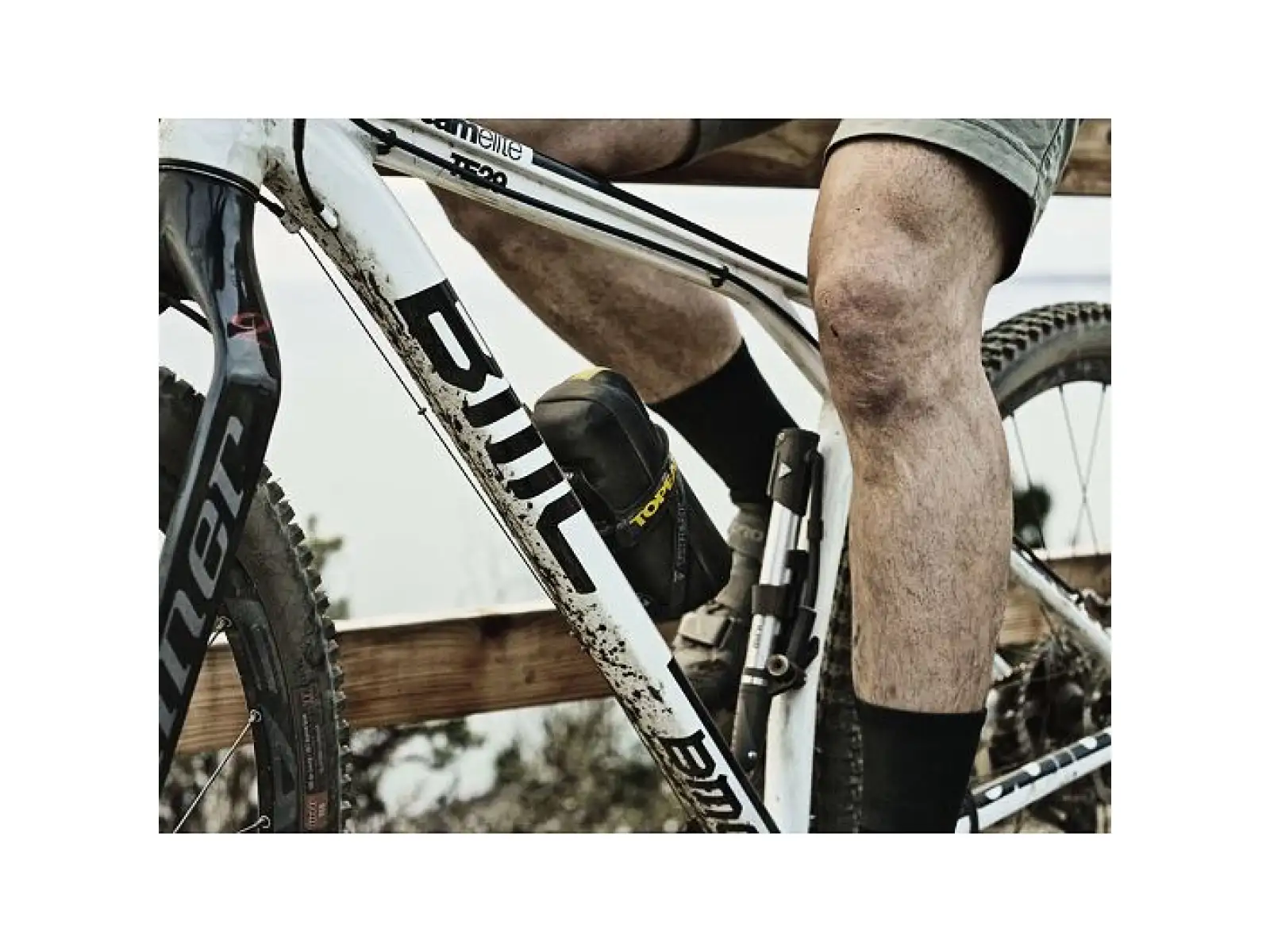 Topeak Cagepack tool bag for frame 0.75 l black/yellow