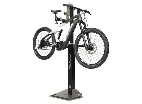 Additive Speedlift EVO pneumatic mounting stand