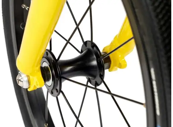 Academy Grade 3 Belt children's bike 16" yellow