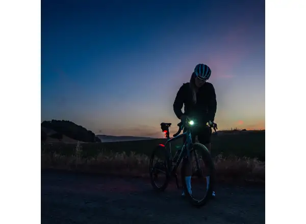 Lezyne Radar React System set front and rear light