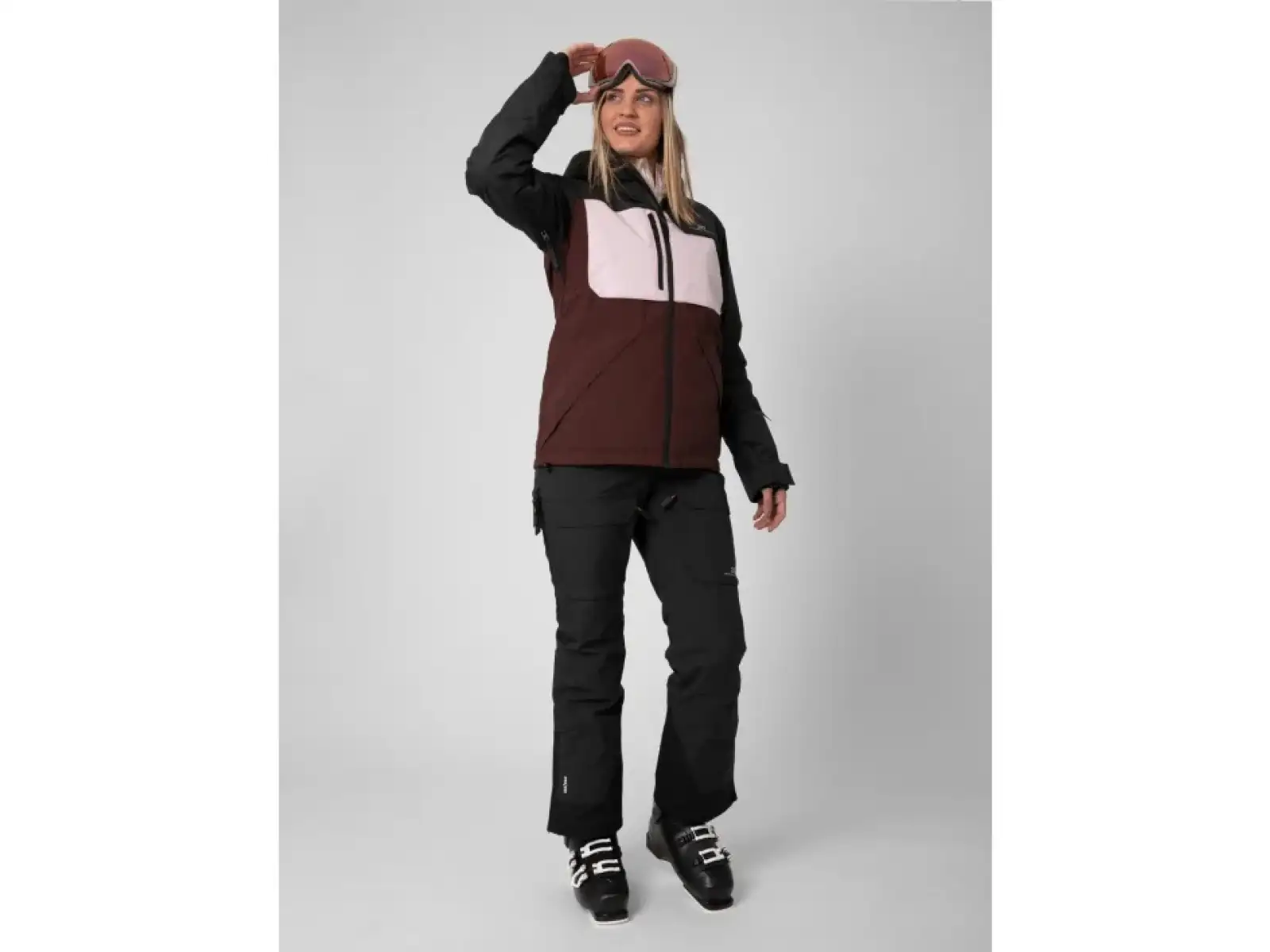 2117 of Sweden Backa Women's Pants Black