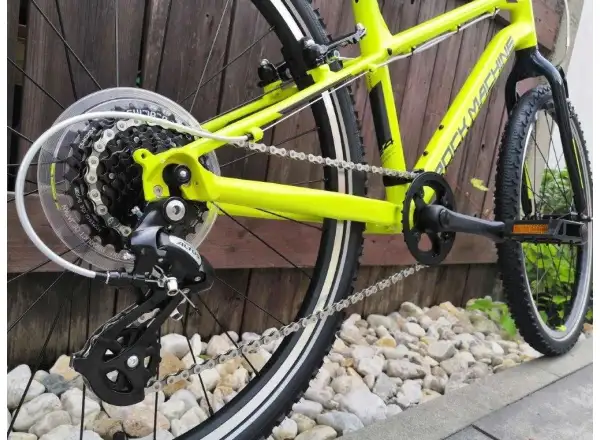 Rock Machine Thunder 24 Gloss Radioactive Yellow/Black/Dark Grey children's bike