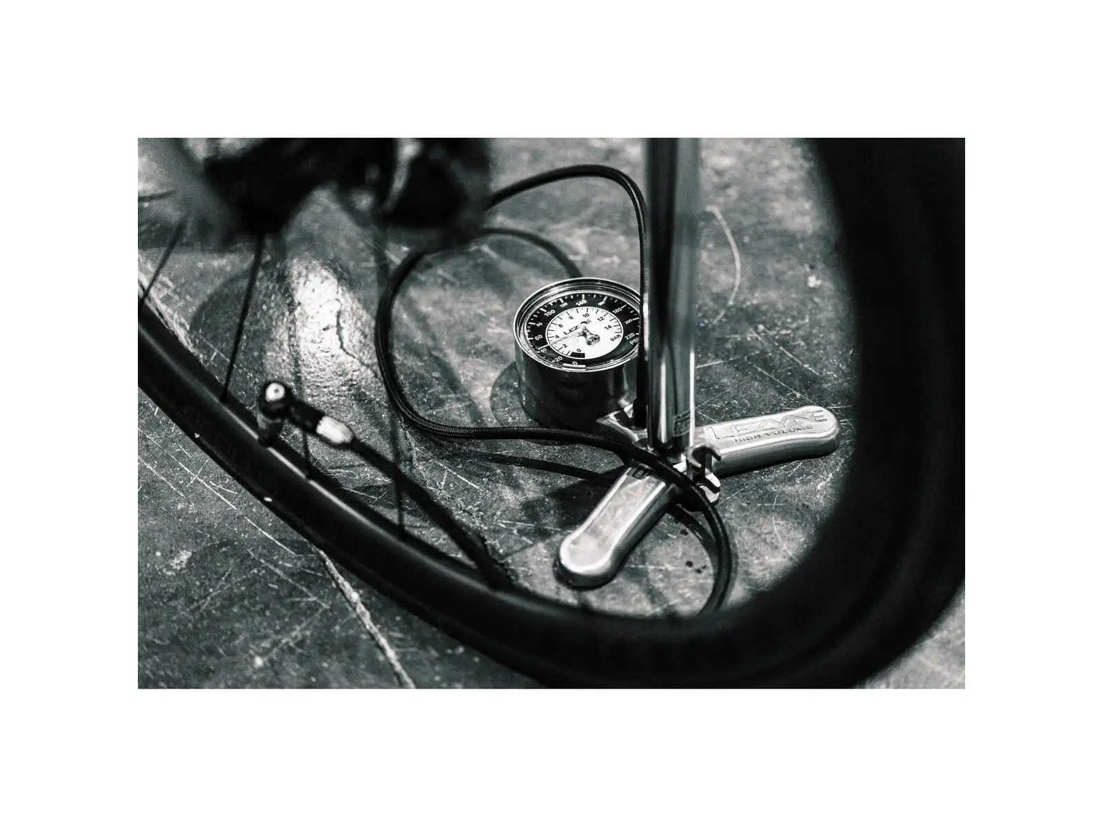 Lezyne CNC Floor Drive 3.5 pump Silver Gloss