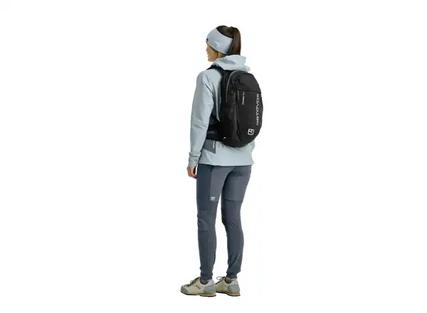 Ortovox Traverse 18 S climbing backpack Black Raven