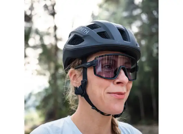 Smith Wildcat cycling glasses Matte Black/ChromaPop Photochromic Clear To Gray
