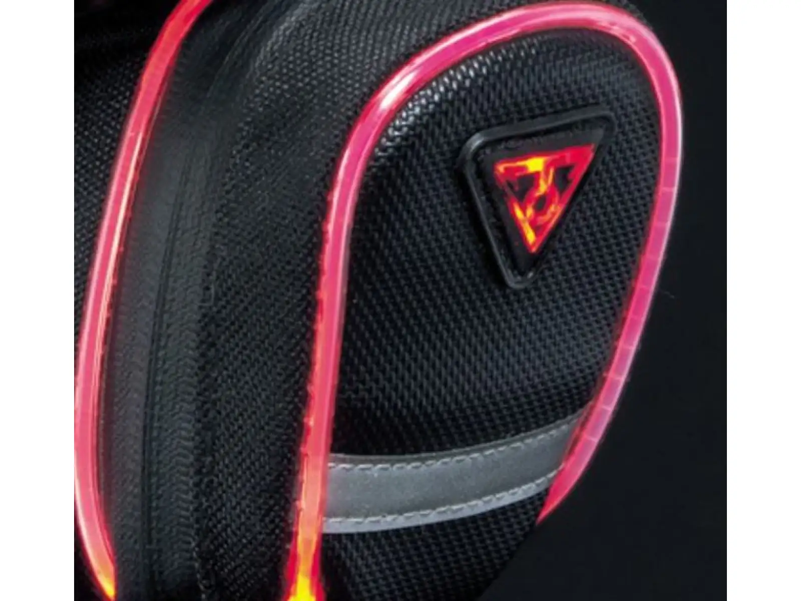 Topeak Aero Wedge iGlow Small saddle bag with straps