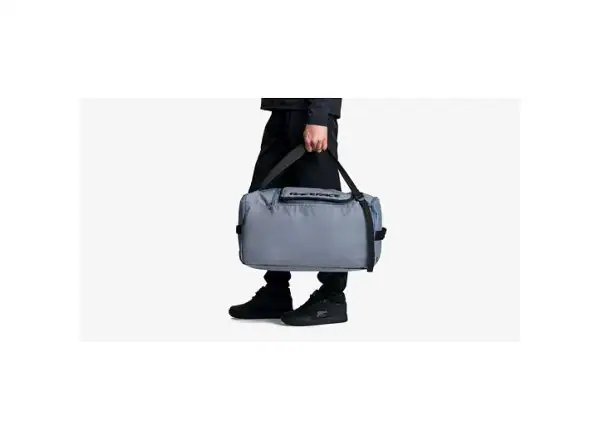 Race Face Stash Gear Bag travel bag stealth