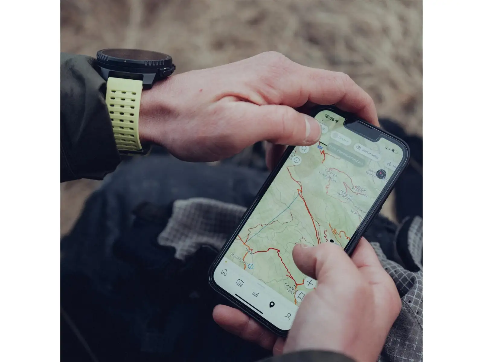 Suunto Vertical smart watch Black Lime
