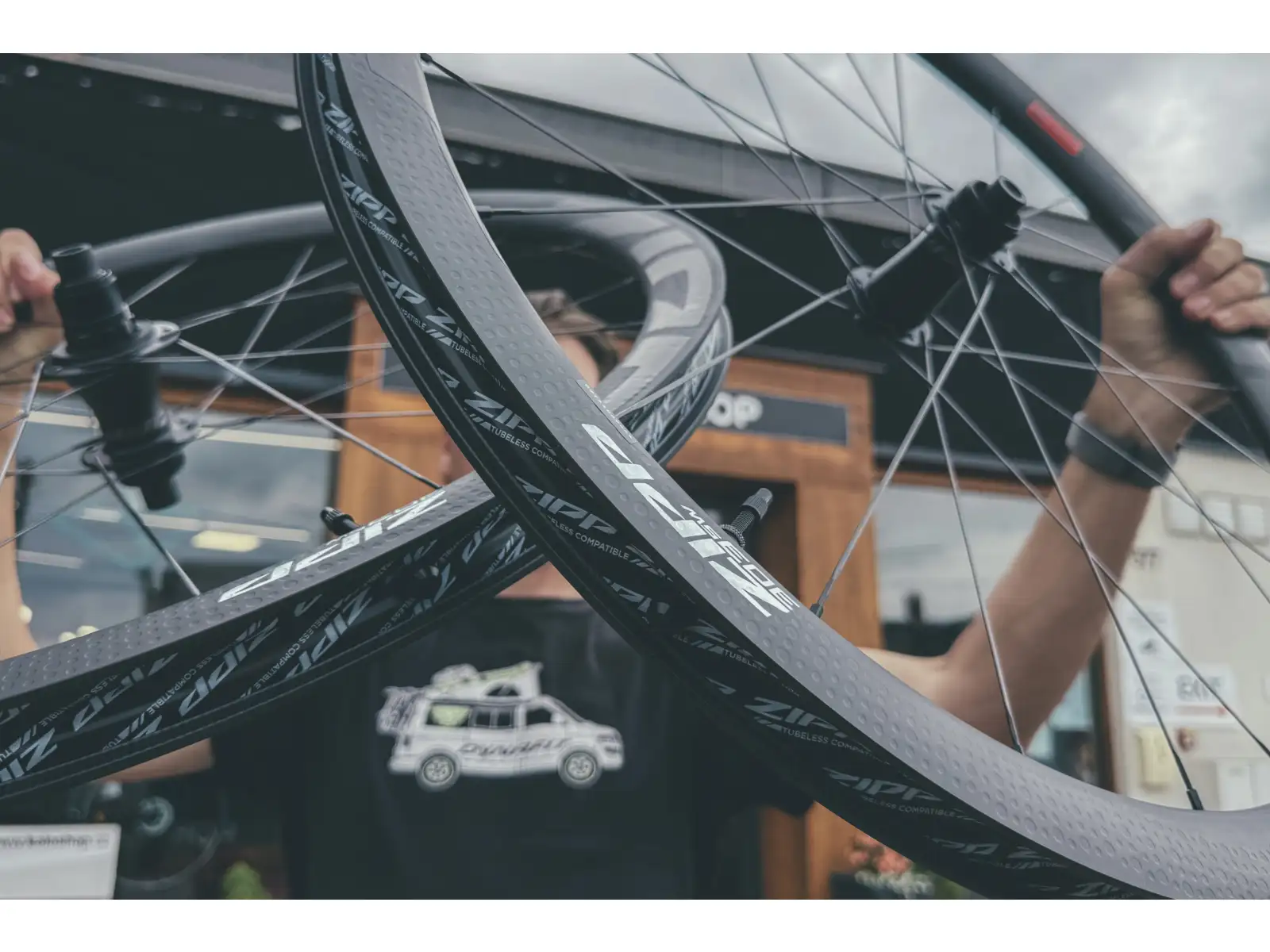 Zipp 303 SW Carbon Tubeless CenterLock A1 rear wheel XDR freehub