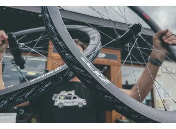 Zipp 303 SW Carbon Tubeless CenterLock A1 rear wheel XDR freehub