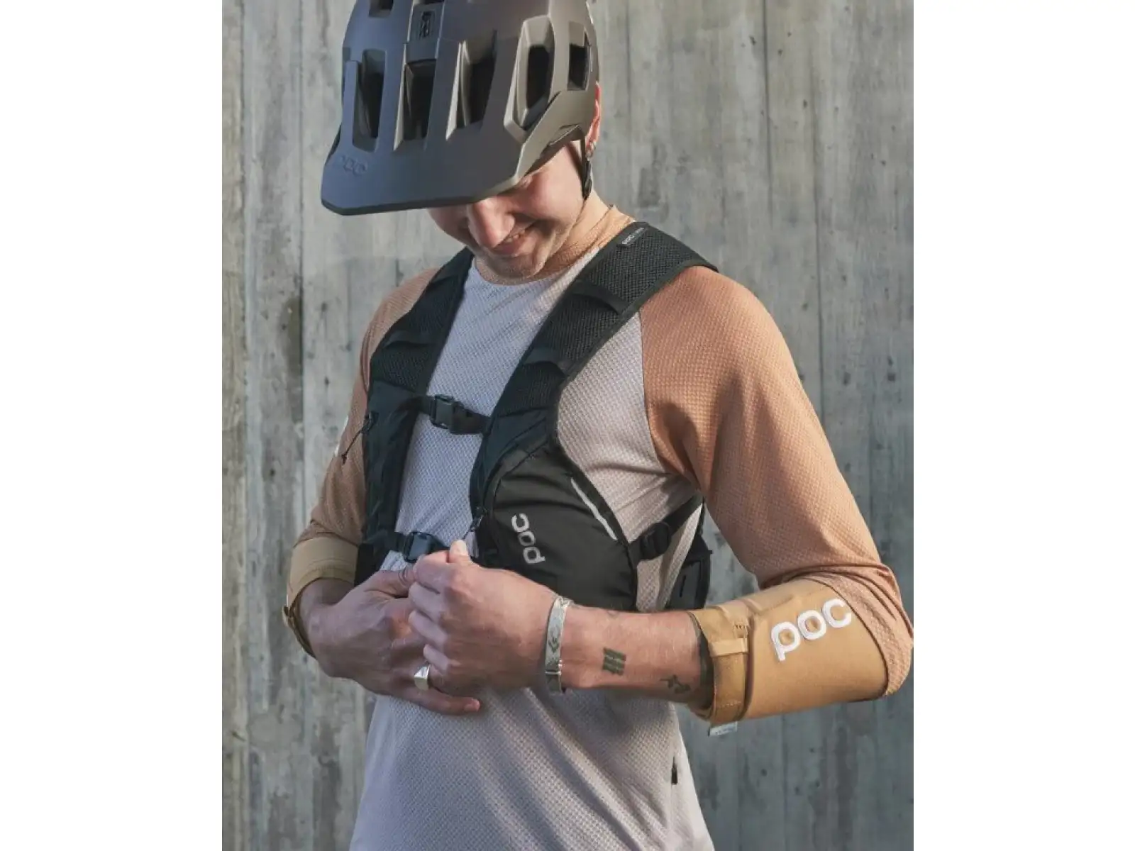 POC Column VPD Backpack Vest men's vest Uranium Black