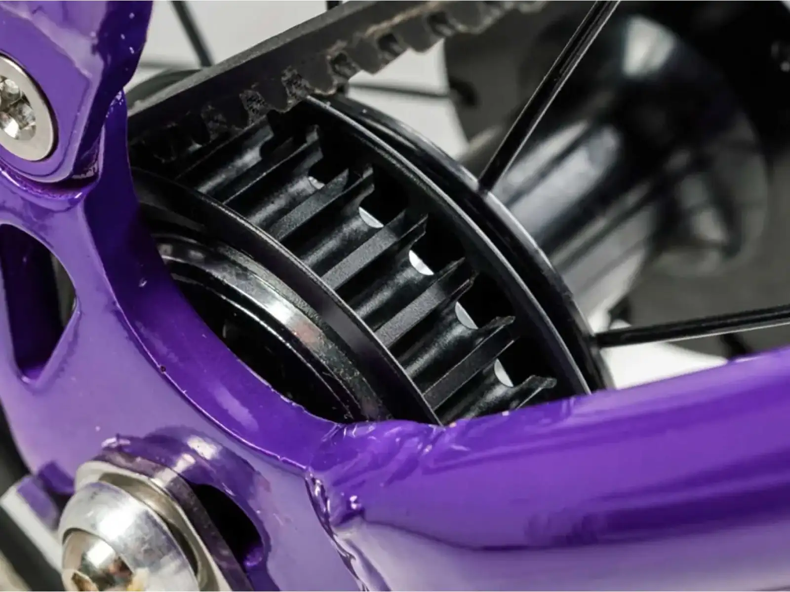 Academy Grade 2 Belt children's bike 14" purple