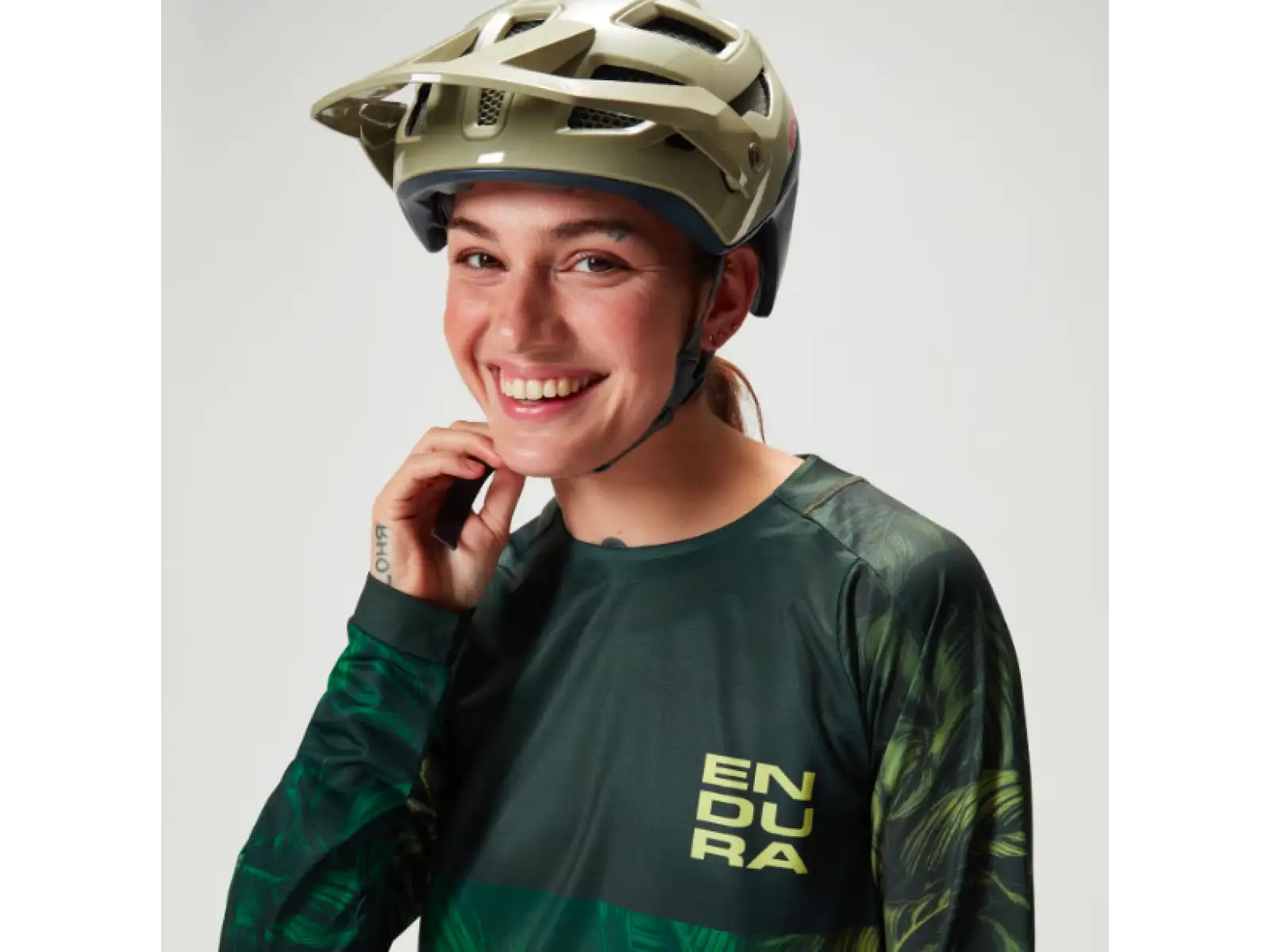 Endura MT500 Mips helmet Mashroom