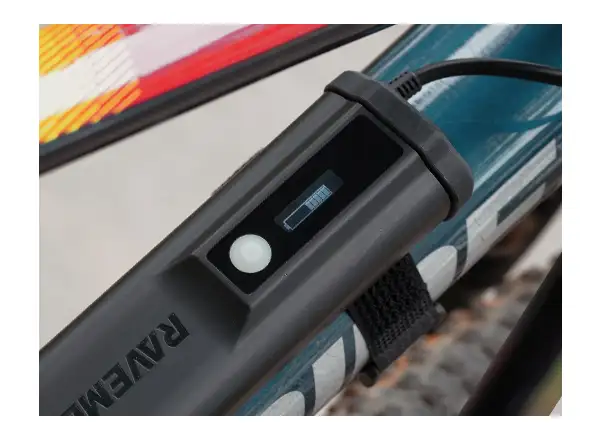 Ravemen XR6000 front light