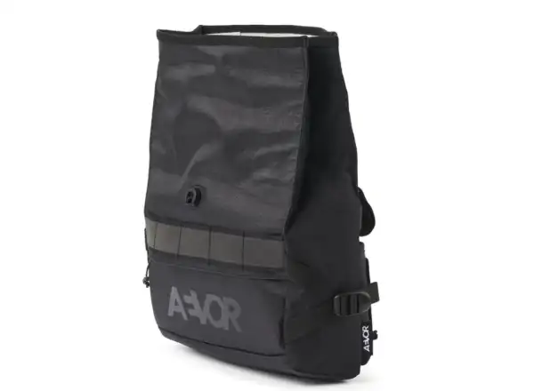 Aevor Waist Pack Proof waist bag 5-9 l Black