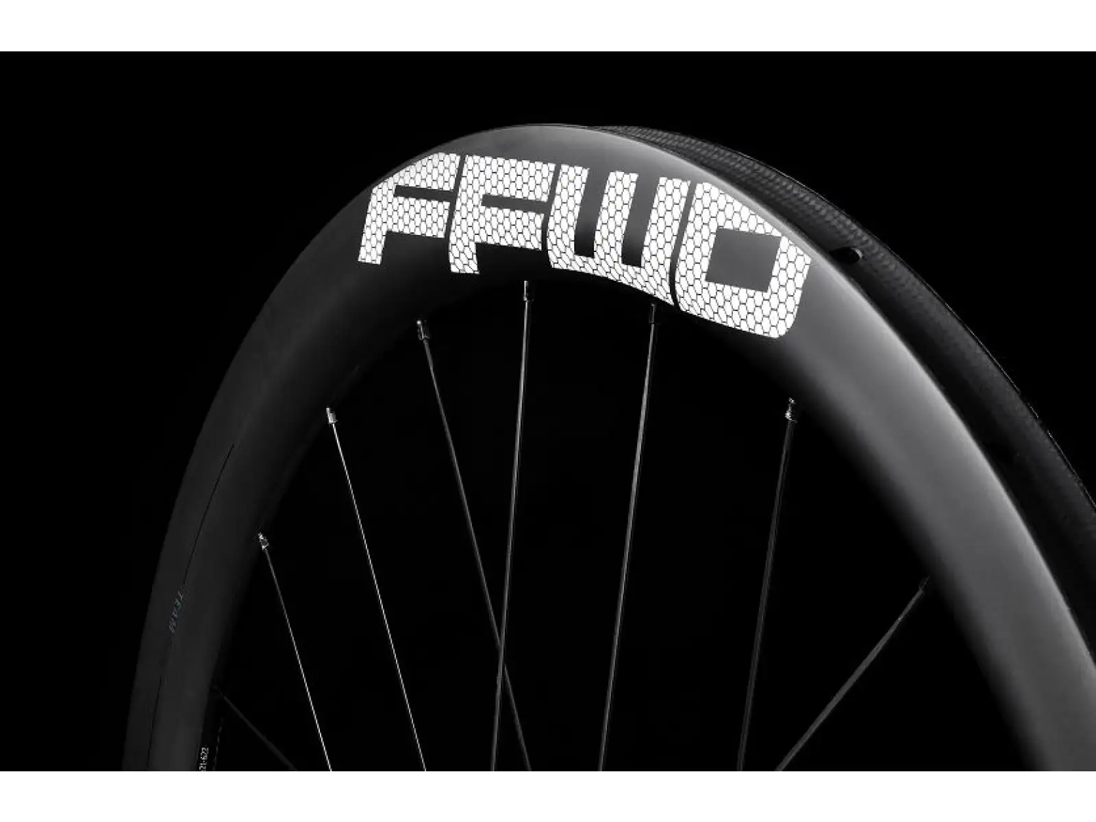 FFWD RYOT44 DT240 2:1 EXP road carbon wheels White tubular, Shimano 11/12sp freehub.