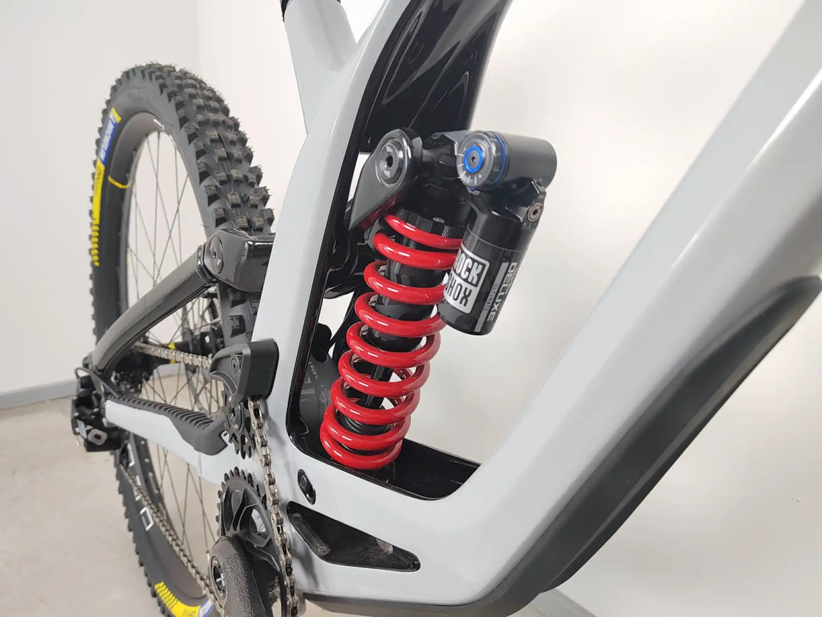 GT Fury Custom downhill bike size M
