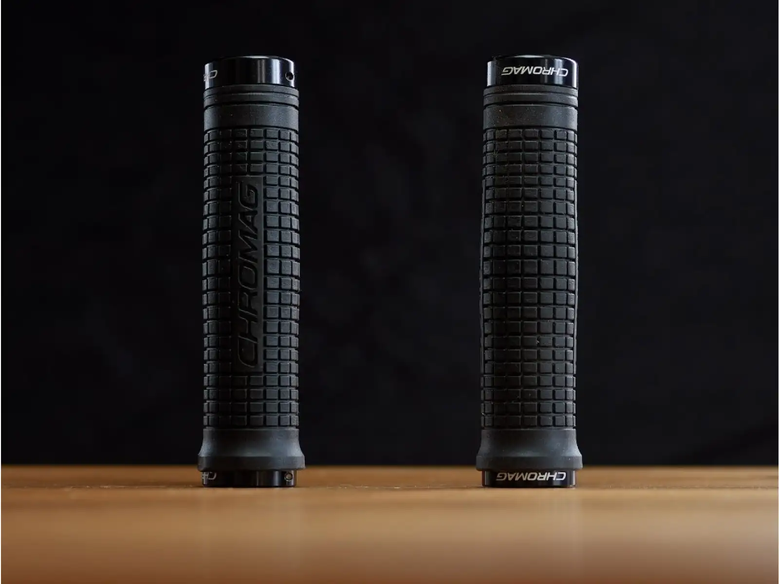 Chromag Squarewave XL grips black