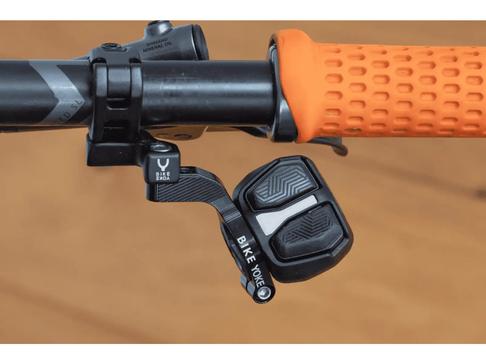 Bikeyoke Poddy adapter Sram Pod T-pype left