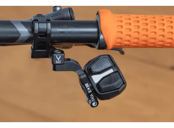 Bikeyoke Poddy adapter Sram Pod T-pype left