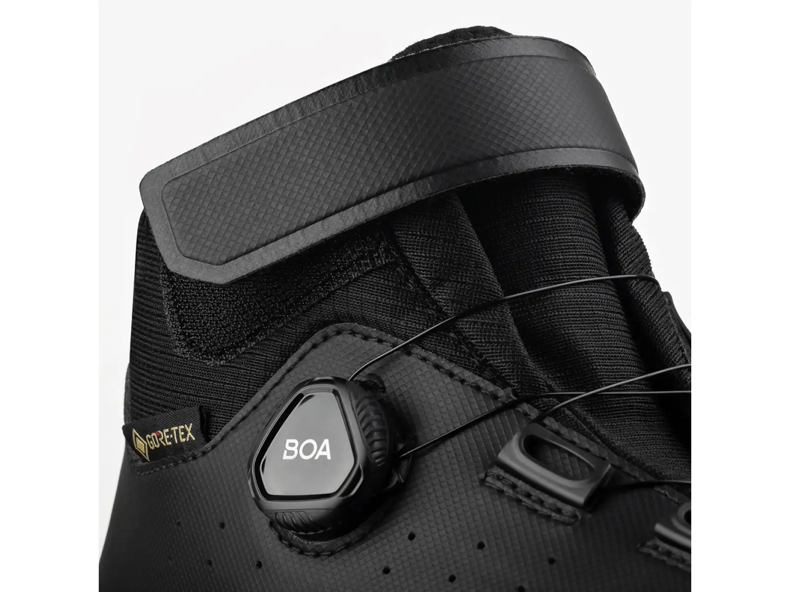 Fizik Tempo Artica R5 GTX men's winter cycling shoes Black/Black