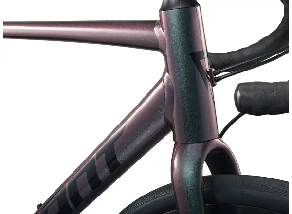 Giant Contend AR 2 road bike Dark Iridescent