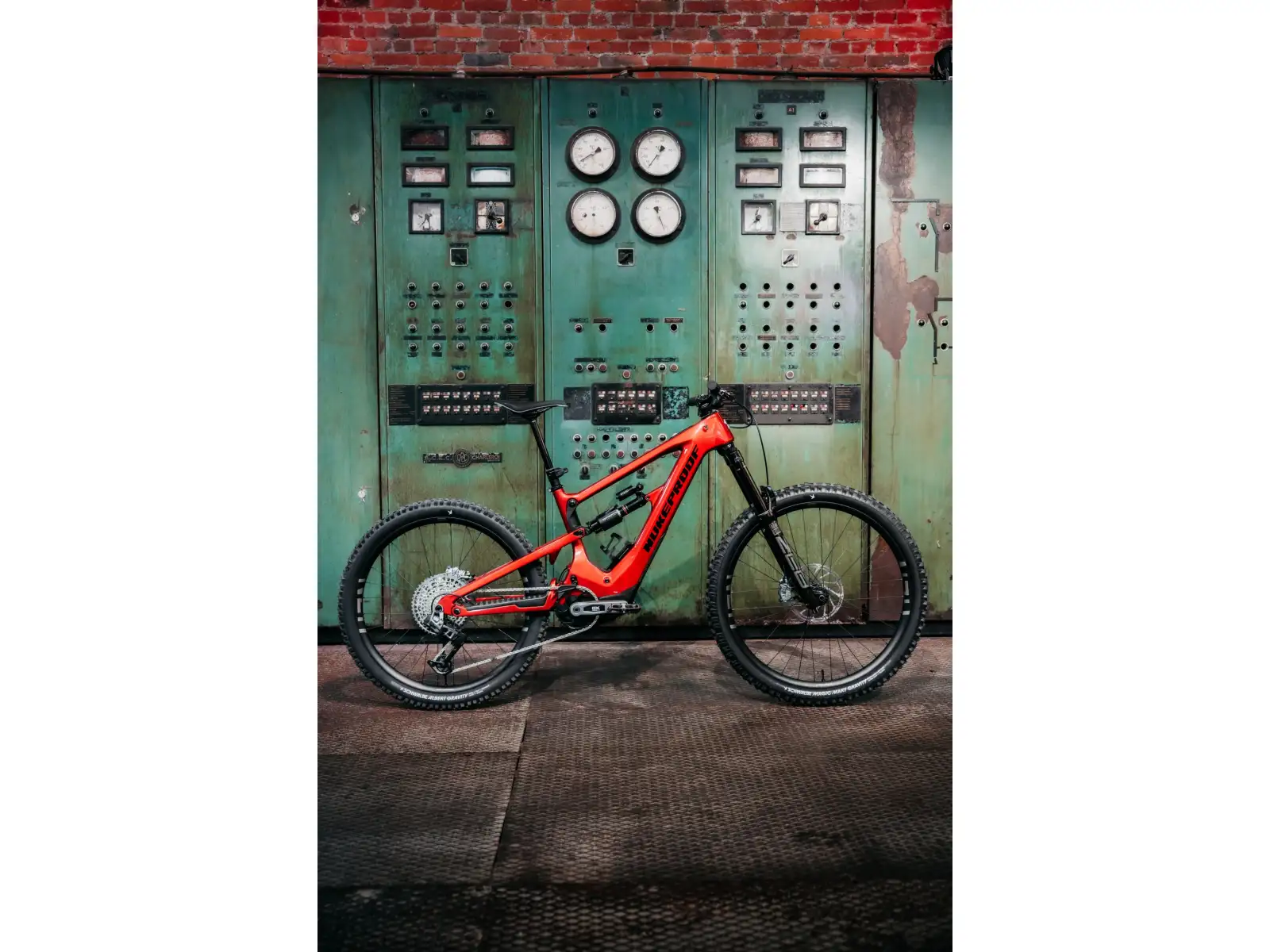 Nukeproof Megawatt Carbon Pro 297 T-GX full-suspension e-bike Red