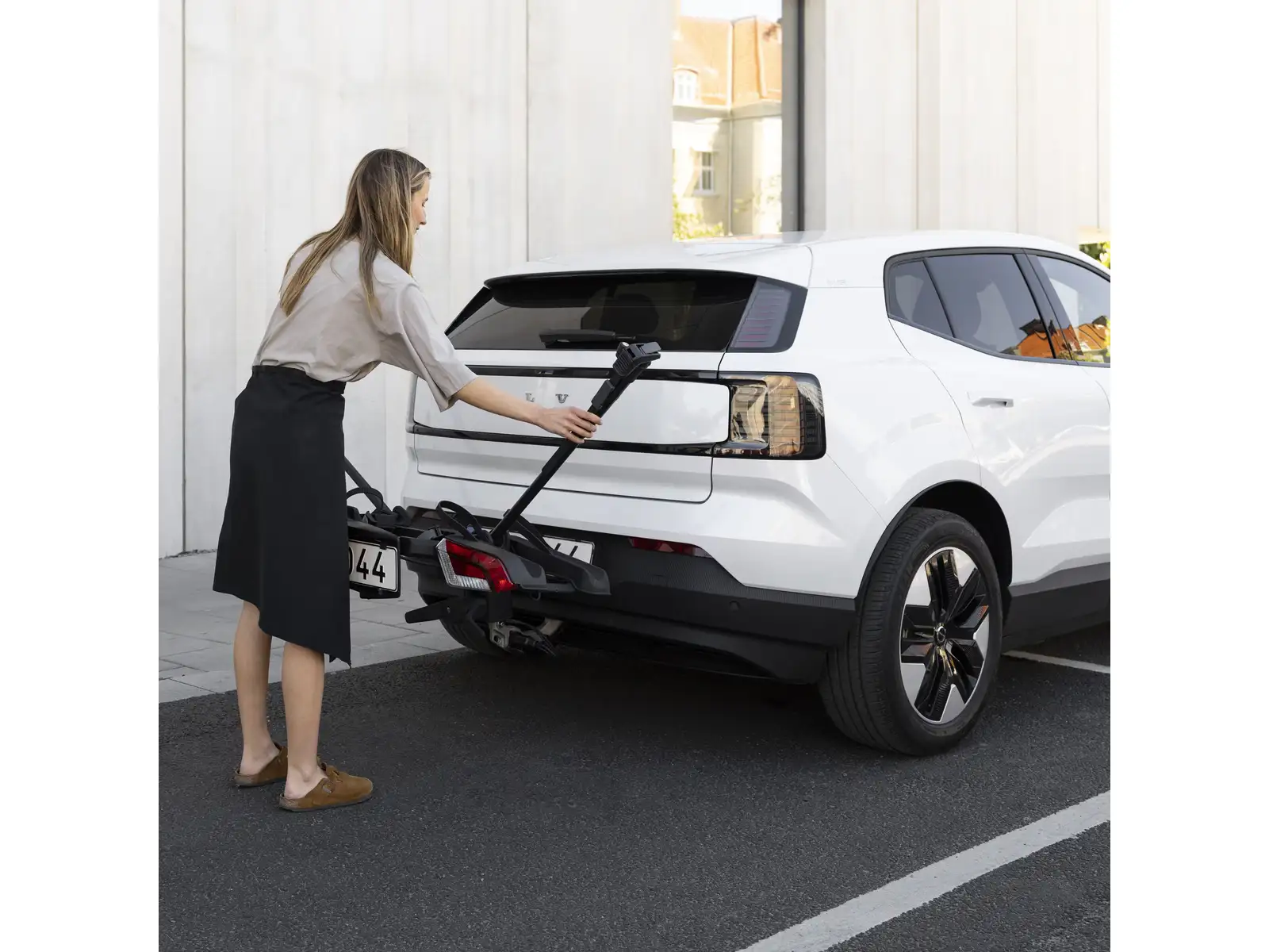 Thule OutPace rack on tow bar for 2 bikes