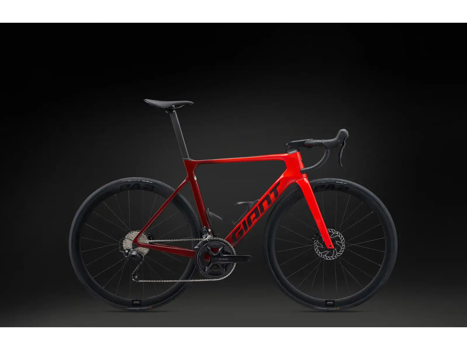 Giant Propel Advanced 2 road bike pure red