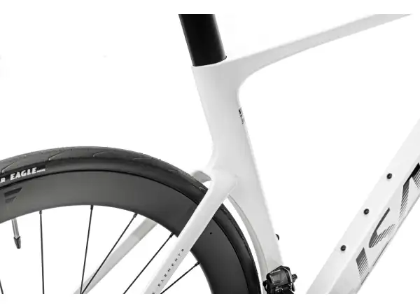 Isaac Meson 105 Di2 road bike Mineral White