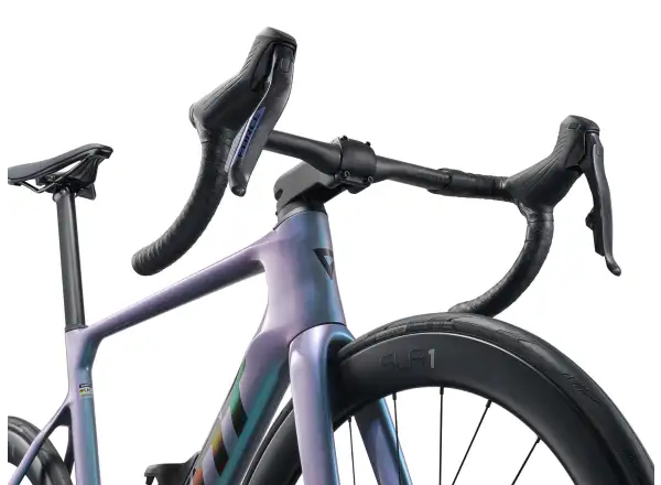 Giant Propel Advanced Pro 0 AXS road bike Prismatic Haze